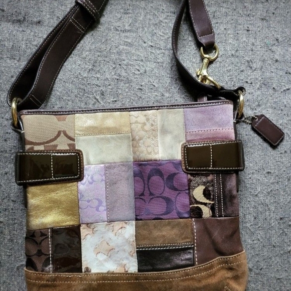 Patchwork Shoulder Bag - Picture 3 of 5